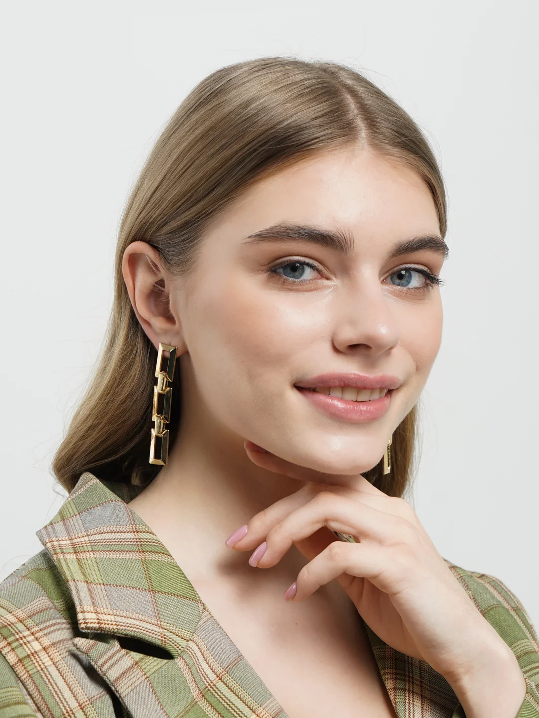 Белый серьги женские, классические