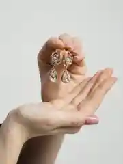 Серьги с фианитами / Серьги с подвеской / Серьги вечерние / Серьги нарядные