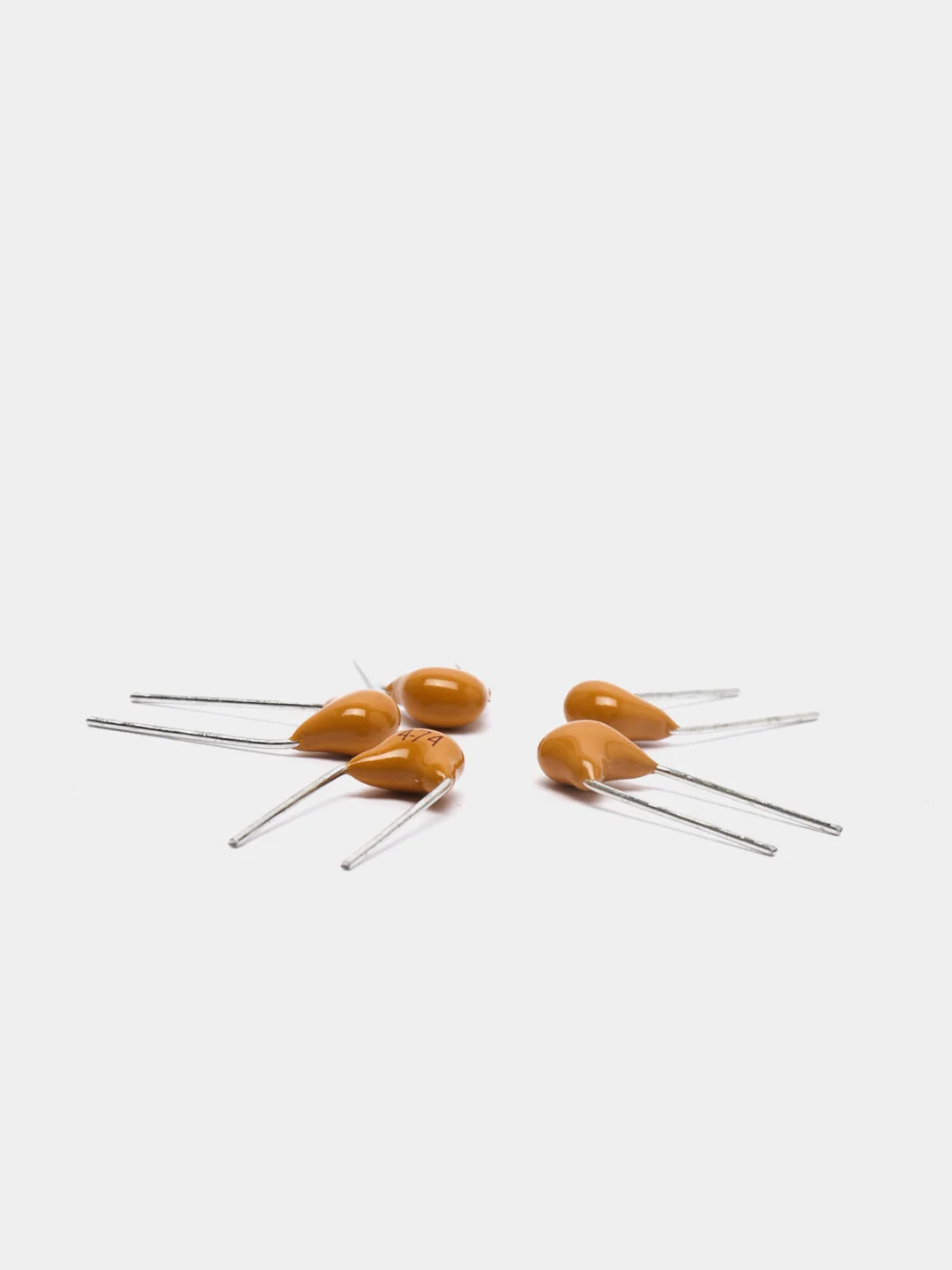 Конденсатор  0.47uf 50v Y5V (470nF) 5 штук