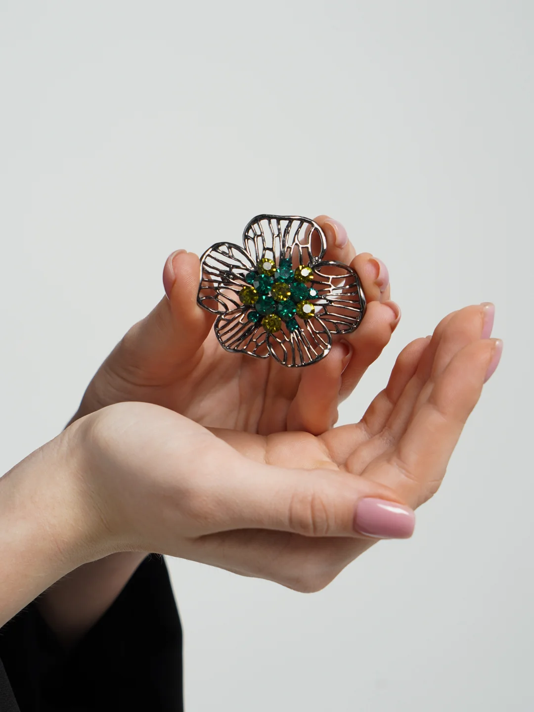 Желтый брошь на одежду "Fashion Jewerly" / значек на одежду