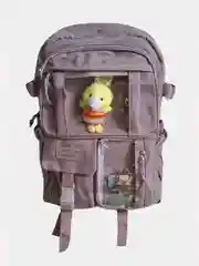 Сиреневый рюкзак детский с игрушкой