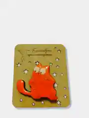 Серый значки, броши, пины деревянные "Кот Саймона"
