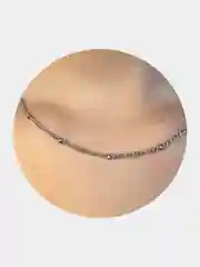 Серебряный цепочка с бусинами