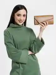 Клатч женский на цепочке, цвет коричневый