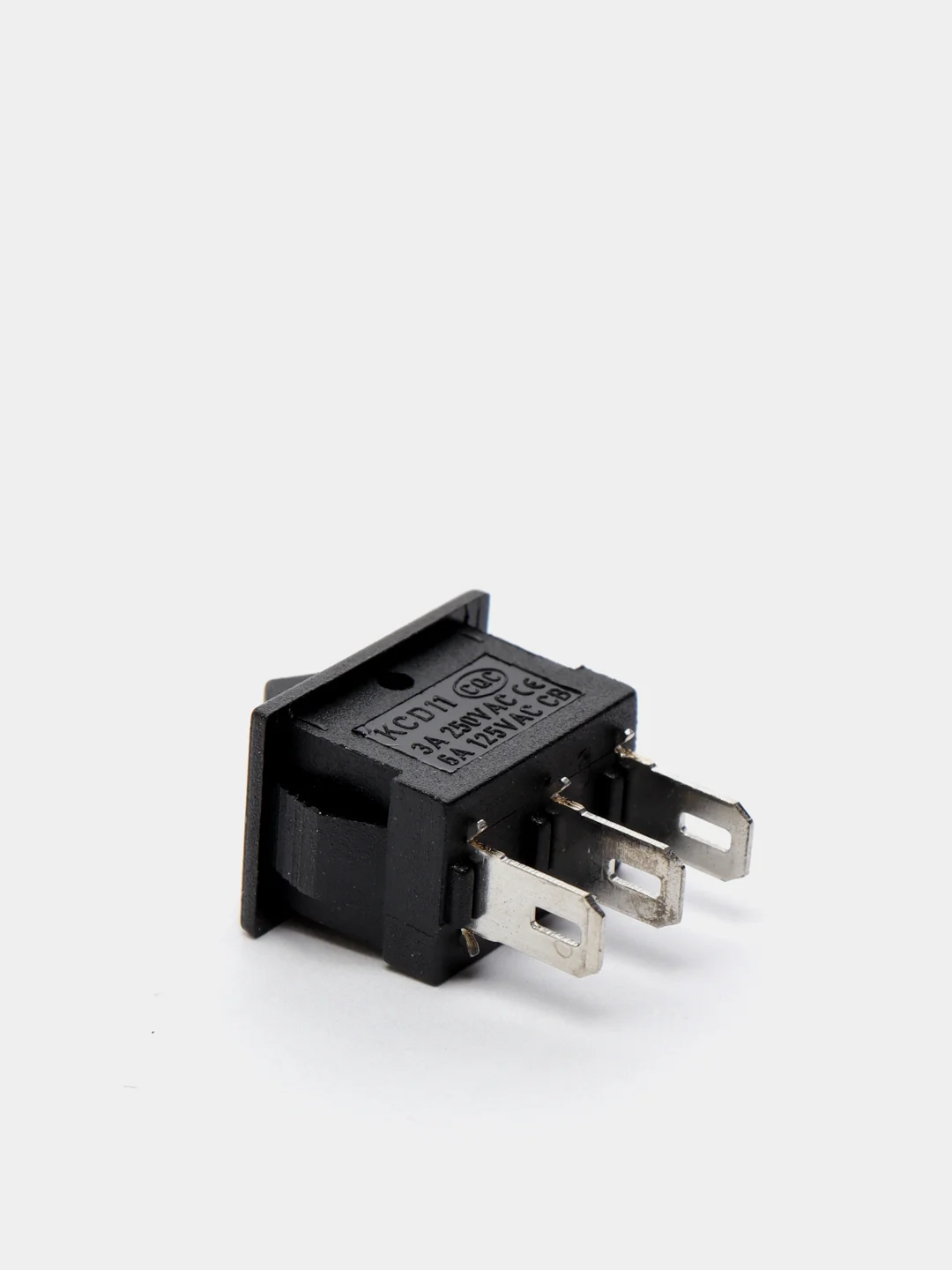 Переключатель  on-off (6A 250VAC)