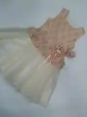 Платье персиковое с ободком