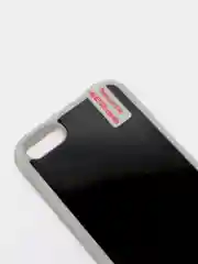 Белый антигравитационный чехол для iPhone