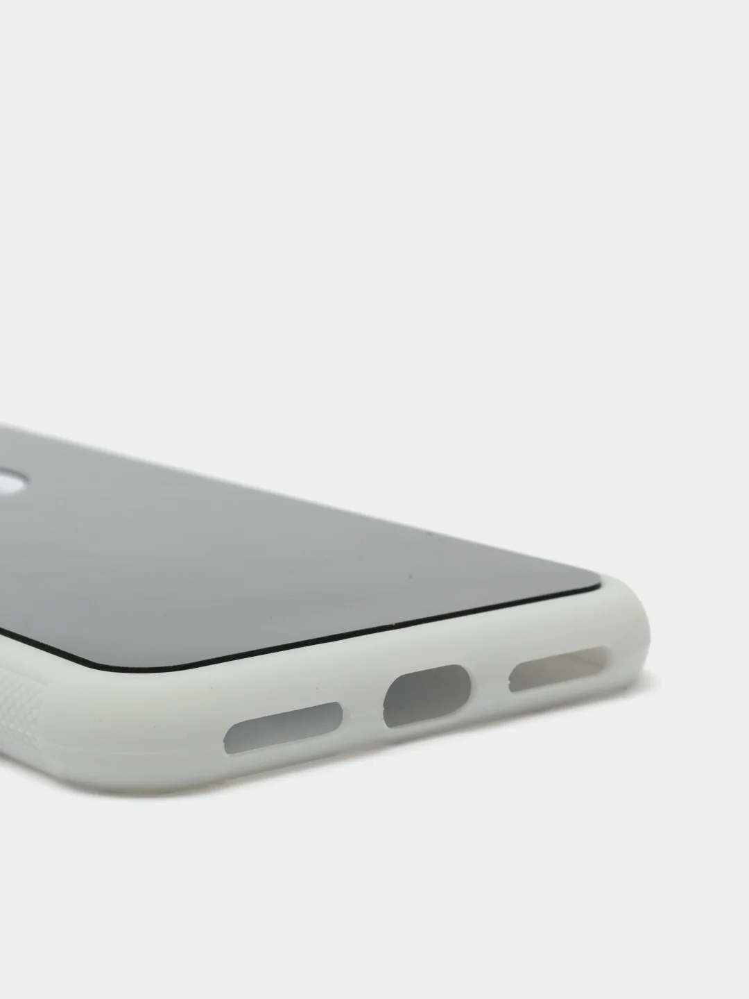 Белый антигравитационный чехол для iPhone