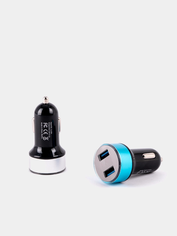 Автомобильное зарядное устройство 2USB 2А с дисплеем
