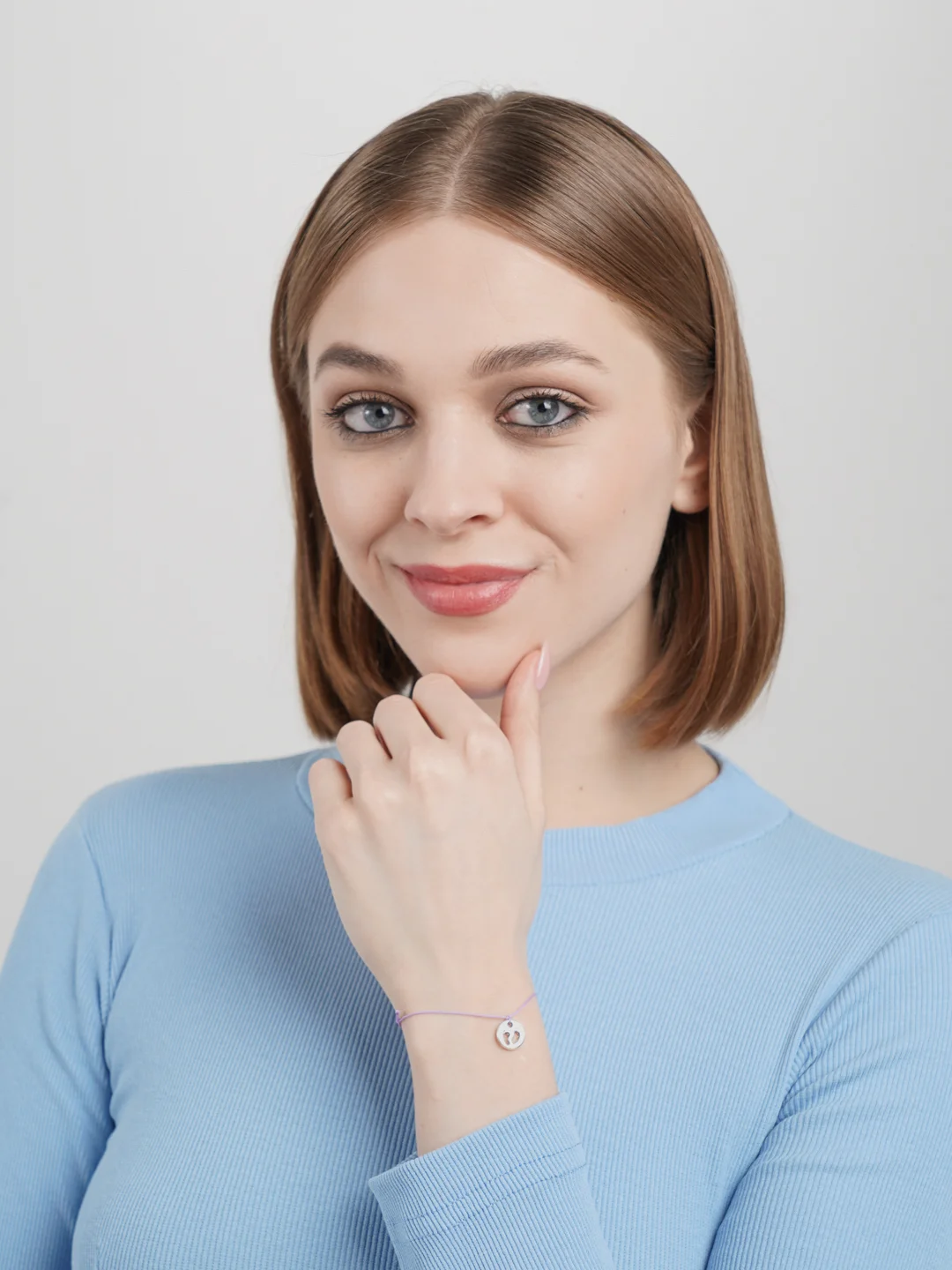 Браслет на нити для мамы