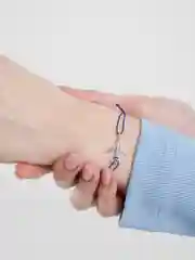 Браслет на нити с самолётом