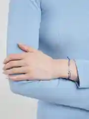 Браслет на нити с самолётом
