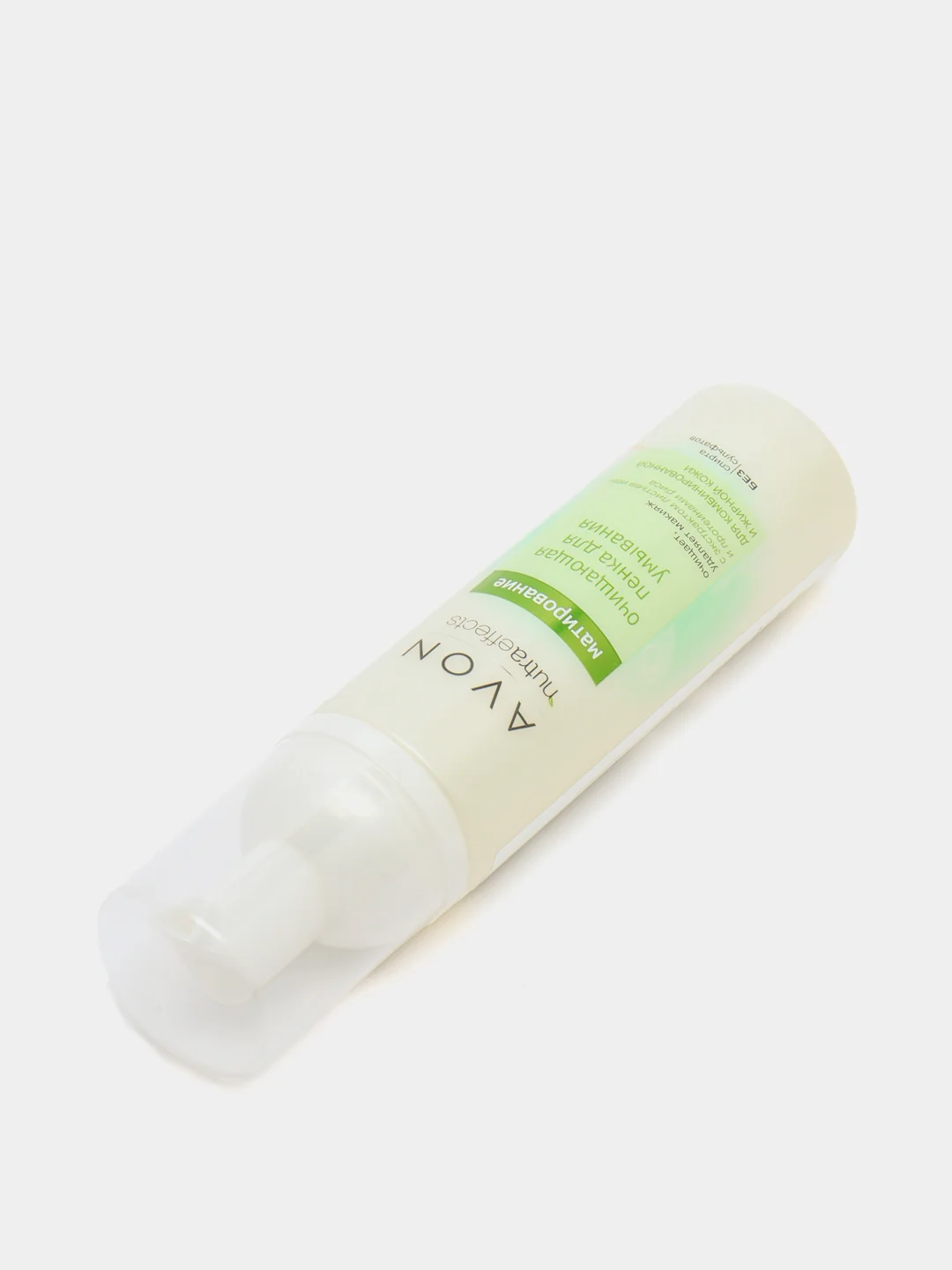 Матирующая очищающая пенка для умывания Avon Nutraeffects