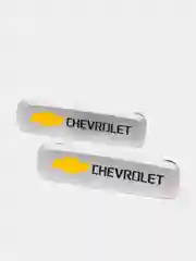 Комплект шильдиков металлических с эмблемой "CHEVROLET" и 4 винтовыми креплениями (Пара)
