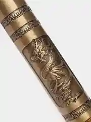Красный машинка-триммер для стрижки бороды