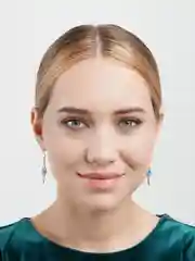 Золотой серьги висячие / Серьги с камнем / Застежка петля