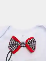 Белый боди для новорожденных малышей