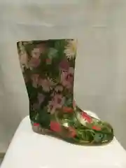 Тёмно-розовый сапоги резиновые ПВХ женские цветные