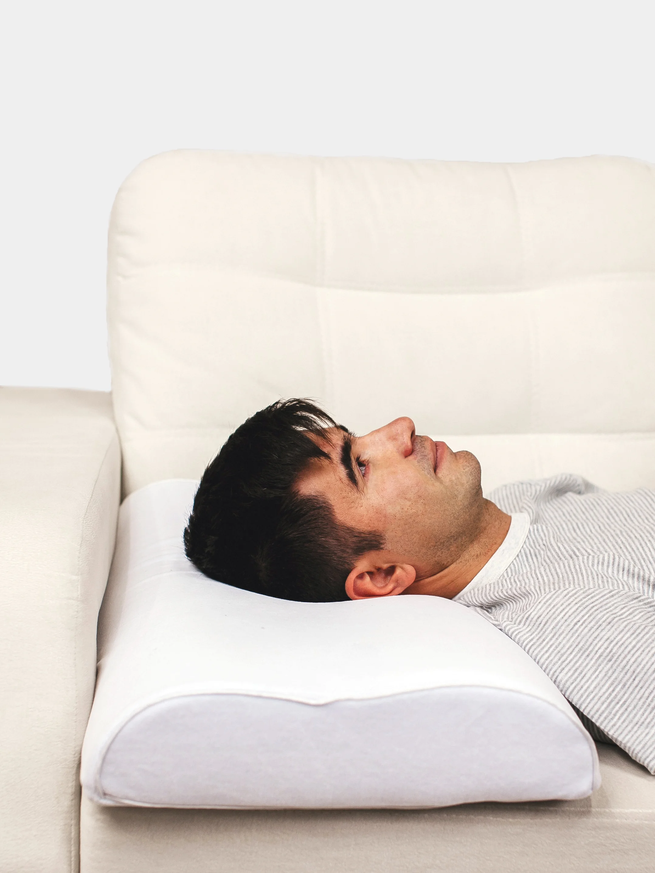 Белый подушка ортопедическая анатомическая с эффектом памяти Diorto Pillow