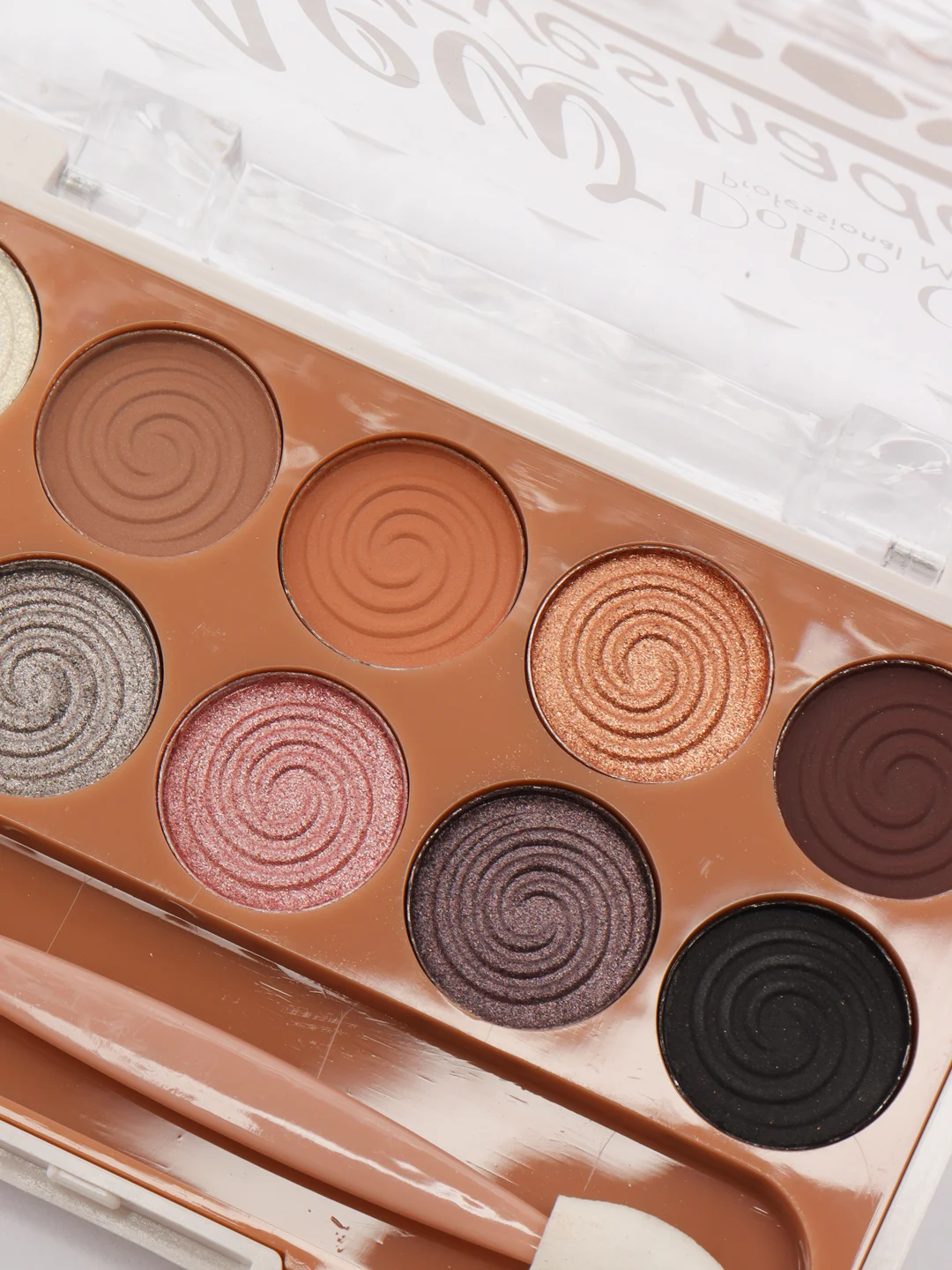 Бежевый меланж тени для век Eyeshadow