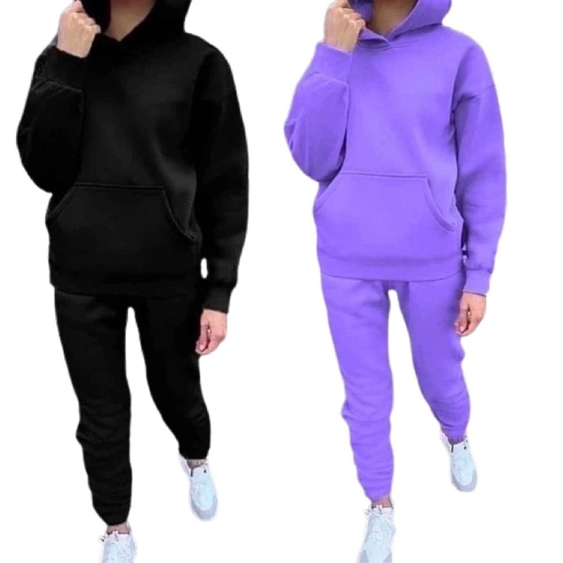 Женский спортивный костюм