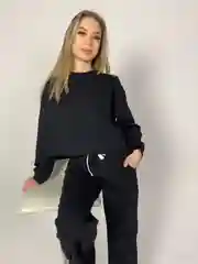 Свитшот укороченный