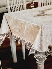 Скатерть велюровая, с кружевами, прямоугольная, 160*220