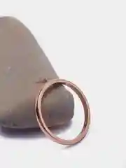 Розовый стальное кольцо, обручальное, 2 мм