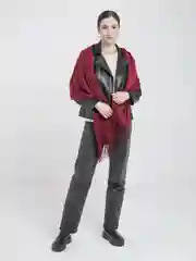 Бордовый палантин однотонный Magic