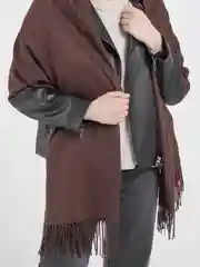 Коричневый палантин однотонный Magic
