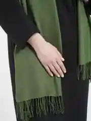 Зеленый палантин однотонный Magic