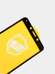 Защитное стекло на Xiaomi Redmi 6