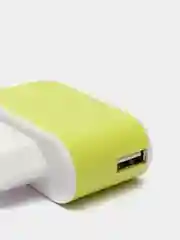Желтый сетевое зарядное устройство SMARTBUY SBP-8010