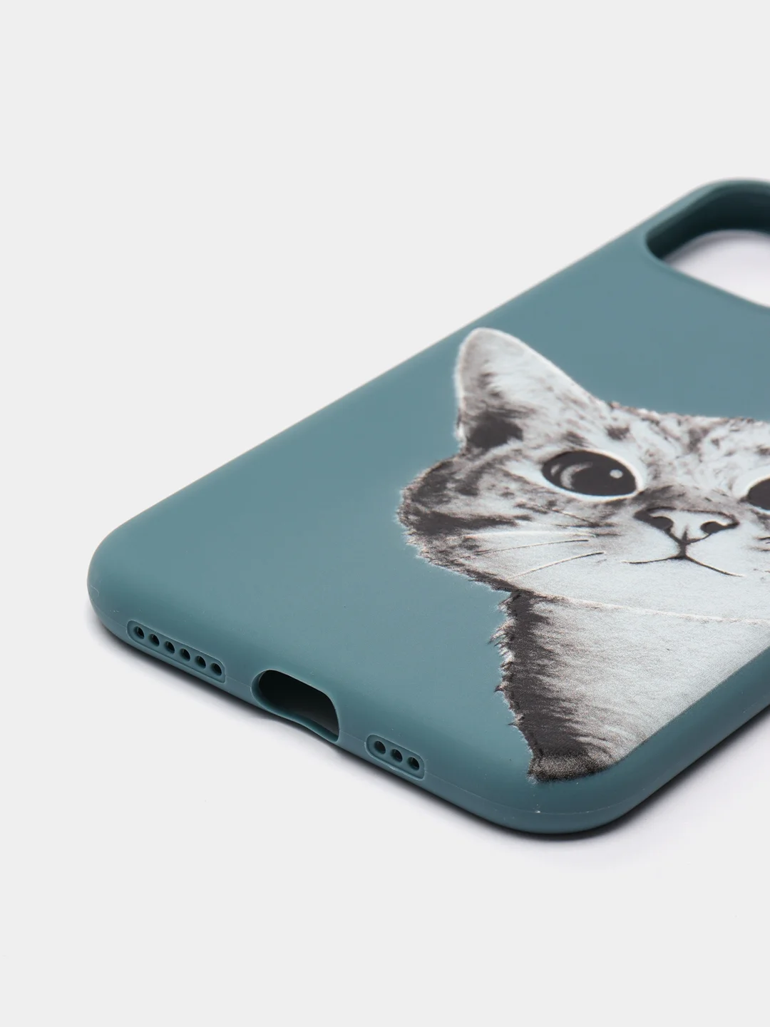 Синий чехол на iPhone 11 Pro