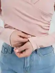Розовый лонгслив укороченный, разные цвета