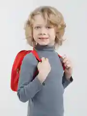 Красный рюкзак детский