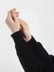 Серый женский свитер, вязаный