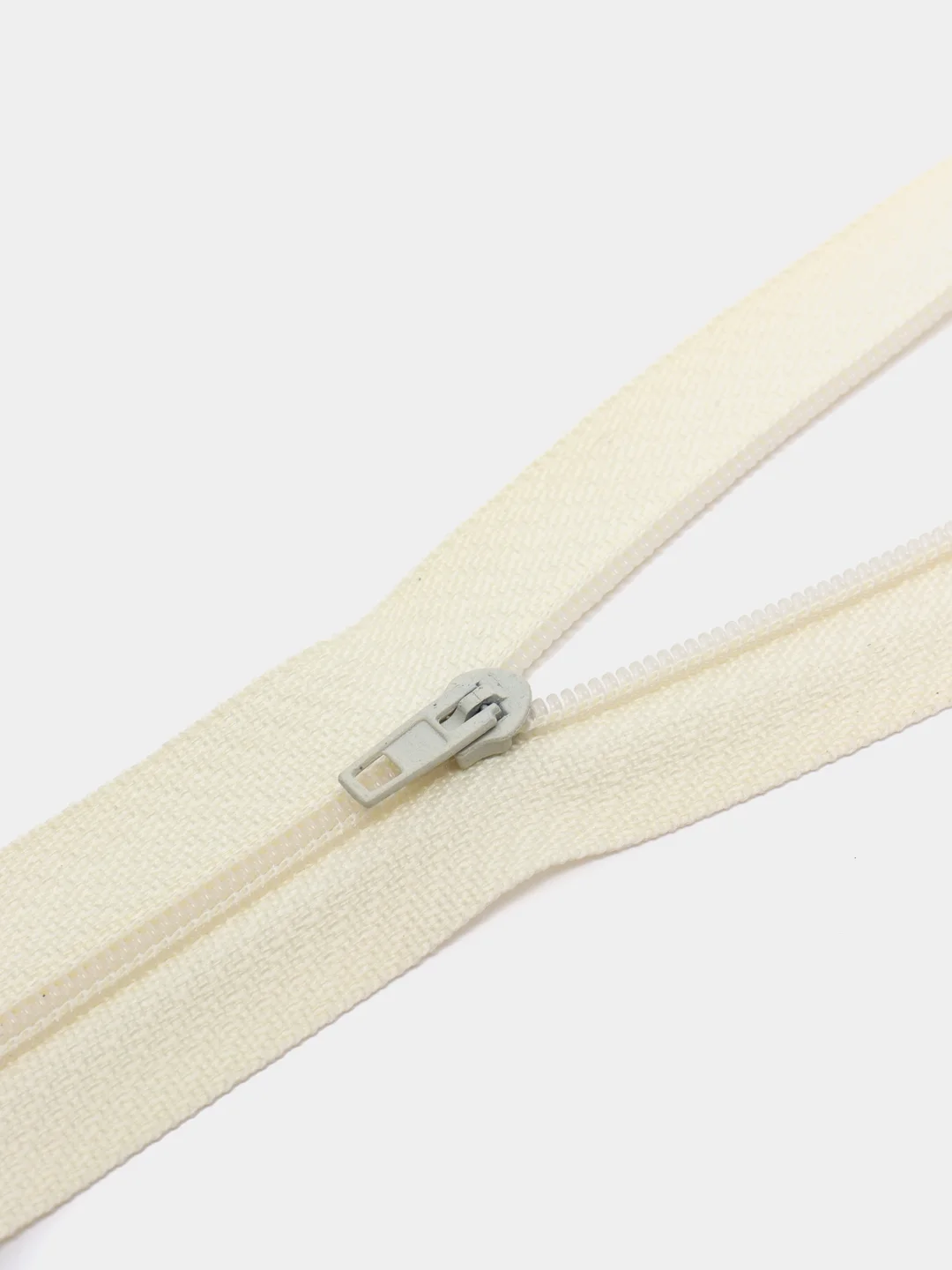 Слоновая кость молния MaxZipper пластиковая юбочная №3, 18см