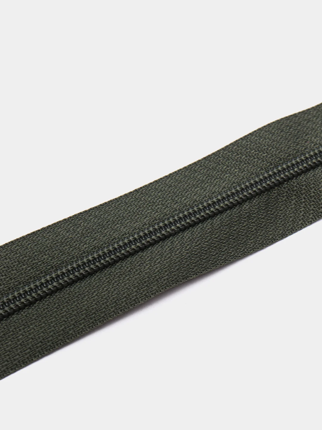 Хаки молния MaxZipper пластиковая юбочная №3, 18см