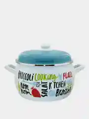 Глубокая кастрюля с металлической крышкой