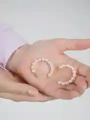Молочный женские Серьги кольца/ подвески/гвоздики