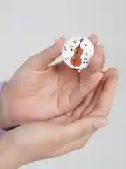 Значок закатной Виолончель