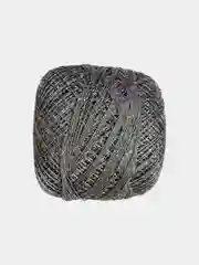 Серебряный пряжа с люрексом Камелия Yarnart Camellia, 70% полиэстер, 30% металлик, 20 г, 190 м
