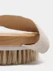 Щётка для тела массажная с ремешком Доляна, 10 х 10 х 3,4 см, натуральная щетина