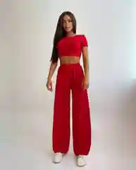 Женский костюм