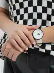 Белый женские часы с ремешком из холста