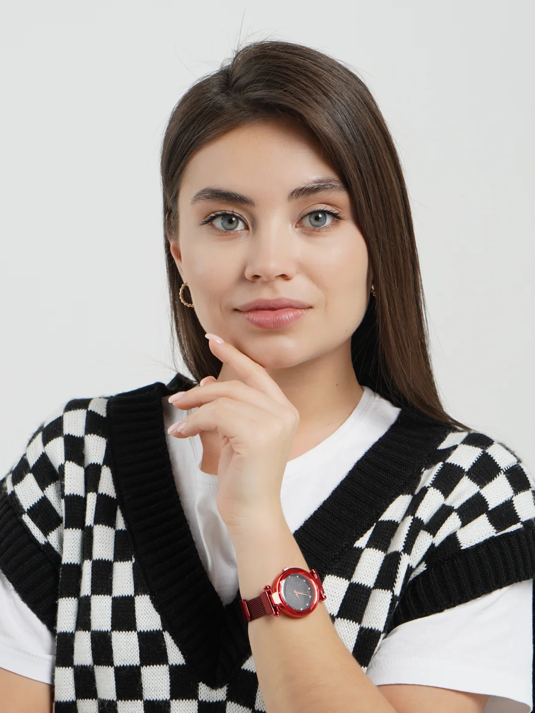 Красный женские часы с магнитным ремешком