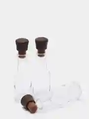 Бутылки с пробкой