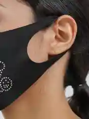 Манго маска для лица со стразами многоразовая