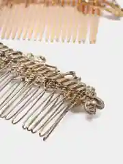 Золотой гребешки со стразами